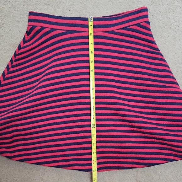 GAP Red & Navy Striped Skirt, Size S - Picture 6 of 6